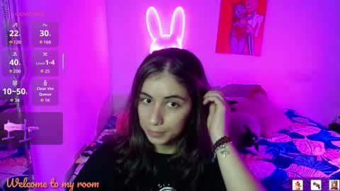 Snapshot of val_angelll chatting on May 2026 11:24:02 PM valentina online show from May 2026 11:24:02 PM