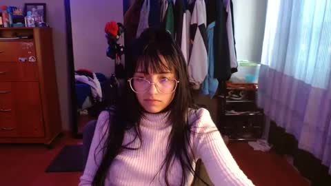 Snapshot of val_azuna chatting on November 2025 01:14:02 PM valentina online show from November 2025 01:14:02 PM