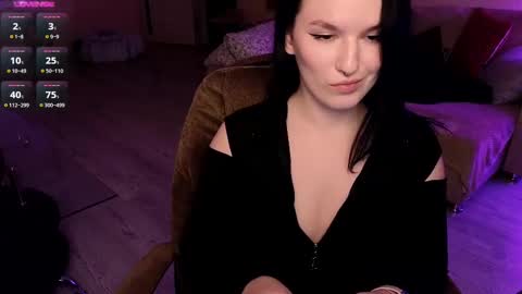 Val online show from February 2025 10:06:02 PM