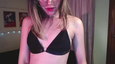 Snapshot of valcooky chatting on September 2025 04:56:02 AM Hi I am Valcooky online show from September 2025 04:56:02 AM