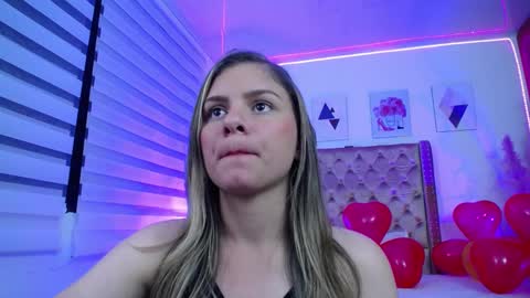 Snapshot of valeamaya chatting on February 2025 11:43:02 PM valeamaya online show from February 2025 11:43:02 PM