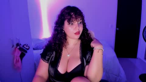 valen_smile_ online show from December 2024 05:26:01 AM