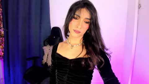 Snapshot of valen_sweet01 chatting on January 2025 02:09:01 PM valentina online show from January 2025 02:09:01 PM