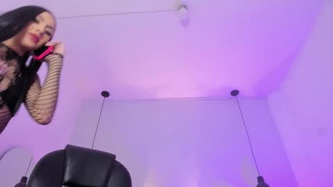 Snapshot of valenn__smith chatting on February 2025 06:38:01 PM Valentina online show from February 2025 06:38:01 PM