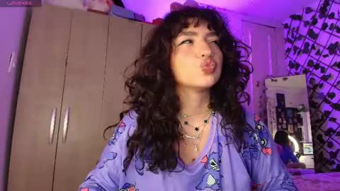 valentina online show from June 2026 05:12:01 AM