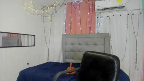 Valentina online show from January 2025 04:16:02 AM