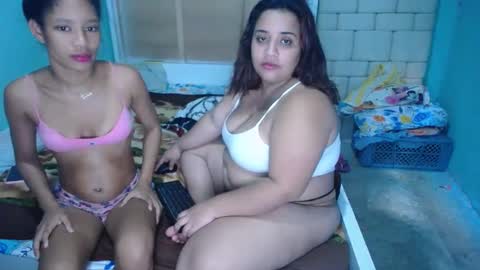 valentina_237 online show from December 2024 08:43:01 PM