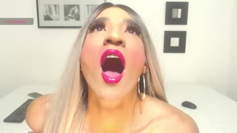   INSTAGRAM valentina angell2021 online show from June 2026 01:05:02 AM