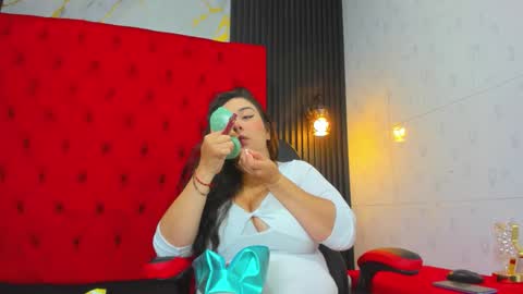 Valentina online show from February 2026 07:45:01 PM