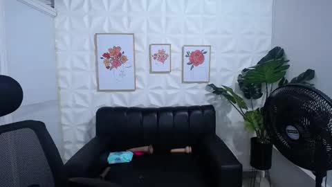 Valentina  online show from March 2025 07:38:02 AM