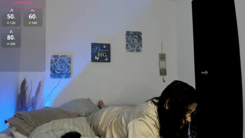 Snapshot of valentina_owens chatting on November 2025 07:58:01 PM valentina_owens online show from November 2025 07:58:01 PM