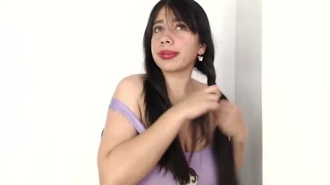 Valen independent model online show from April 2026 02:28:01 PM