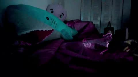 Snapshot of valentinas_dream chatting on September 2025 07:04:01 PM Tina Bates online show from September 2025 07:04:01 PM