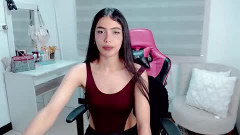 Valentina  online show from February 2026 01:17:01 AM