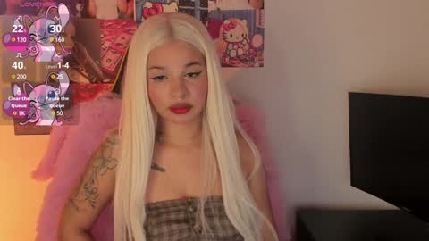 Danielle  Please help me to reach 300 thumbs up online show from February 2025 02:58:02 PM