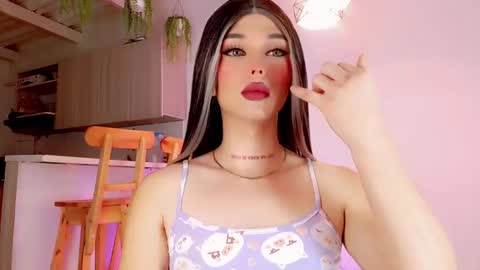 Marian online show from February 2025 12:08:02 PM