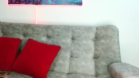 Snapshot of valentino_bel chatting on November 2025 12:38:01 PM Nick online show from November 2025 12:38:01 PM