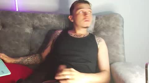 Snapshot of valentino_bel chatting on November 2025 01:33:02 PM Nick online show from November 2025 01:33:02 PM