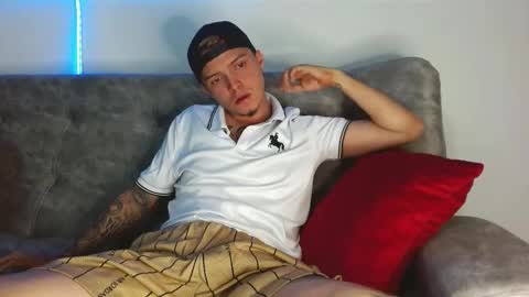 Snapshot of valentino_bel chatting on December 2025 04:47:02 PM Nick online show from December 2025 04:47:02 PM