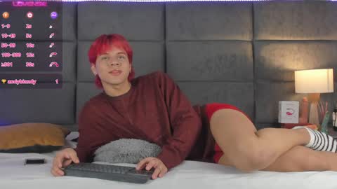 Snapshot of valentino_moon chatting on December 2024 02:36:02 AM valentino moon online show from December 2024 02:36:02 AM