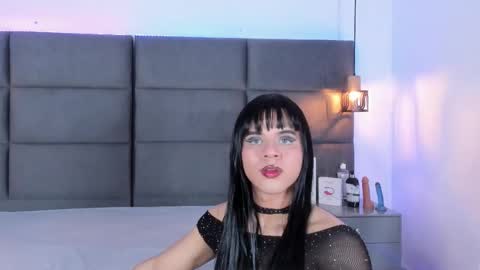 Snapshot of valentino_moon chatting on October 2025 03:06:02 AM valentino moon online show from October 2025 03:06:02 AM