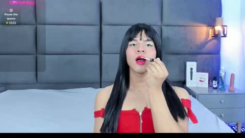 Snapshot of valentino_moon chatting on November 2025 02:32:02 AM valentino moon online show from November 2025 02:32:02 AM