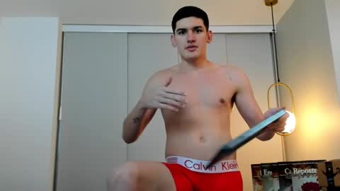 Snapshot of valentinocerati chatting on December 2024 04:54:02 AM ValentinoCerati online show from December 2024 04:54:02 AM