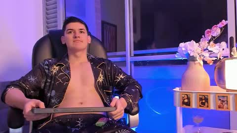 Snapshot of valentinocerati chatting on February 2026 10:24:01 AM ValentinoCerati online show from February 2026 10:24:01 AM