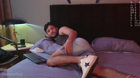 Snapshot of valentinoford chatting on September 2025 06:32:02 PM Valentino online show from September 2025 06:32:02 PM