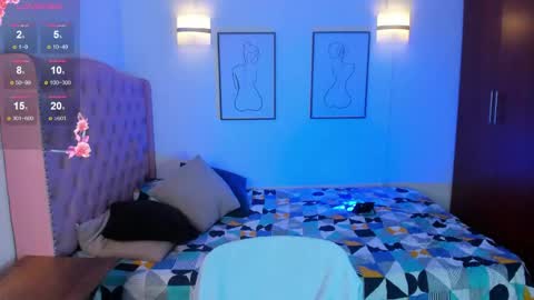 Manuel online show from April 2026 07:03:01 PM