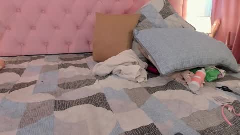 Snapshot of valentoro1 chatting on January 2025 03:18:01 PM Vale Toro online show from January 2025 03:18:01 PM