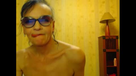 valentijm online show from March 2025 06:30:01 PM