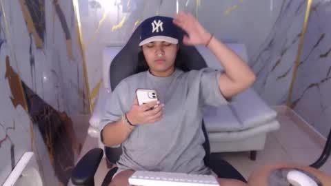 valeri_harpers4 online show from November 2025 02:17:01 PM