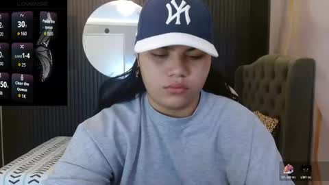 valeri_harpers4 online show from June 2026 08:10:01 PM