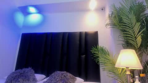 valeri_tafur online show from December 2025 11:06:02 AM