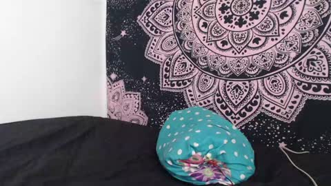 valeria online show from April 2026 07:41:01 PM