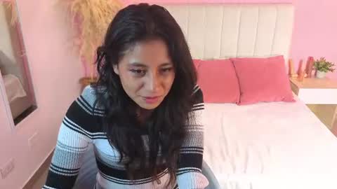 Snapshot of valeria__torres chatting on July 2026 03:03:02 PM Valeria online show from July 2026 03:03:02 PM