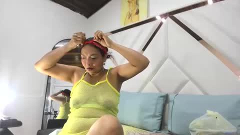 Snapshot of valeria_gil_ chatting on May 2026 03:14:02 AM valeria_gil_ online show from May 2026 03:14:02 AM