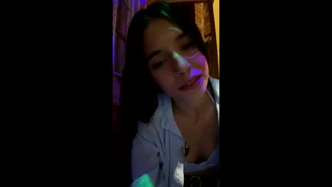 Snapshot of valeria_mendozza chatting on January 2025 07:41:02 AM online show from January 2025 07:41:02 AM
