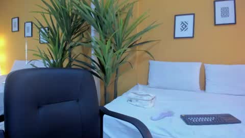 valeria_rua online show from June 2026 10:48:01 AM