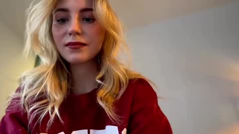 Valeria online show from December 2024 08:08:02 AM