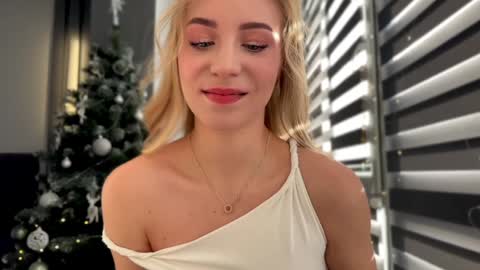 Valeria online show from December 2024 09:31:02 AM