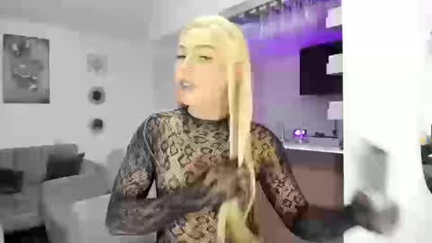 Snapshot of valeriadollks chatting on September 2025 11:41:01 PM valeriadollks online show from September 2025 11:41:01 PM