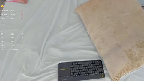 Snapshot of valeriah_ chatting on January 2025 02:26:01 PM Valeria online show from January 2025 02:26:01 PM