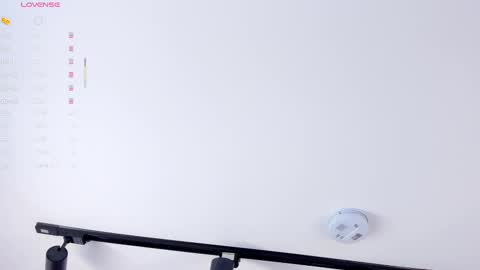 Snapshot of valeriah_ chatting on September 2025 02:31:02 PM Valeria online show from September 2025 02:31:02 PM