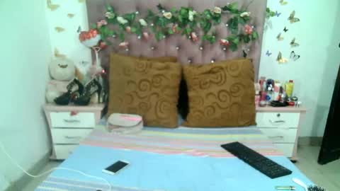 Snapshot of valeriatsx chatting on October 2025 02:43:02 PM La valerie26 online show from October 2025 02:43:02 PM