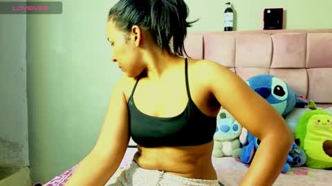 valeria online show from February 2026 05:34:01 PM