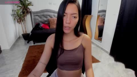 Valerie fox online show from February 2026 04:16:02 PM