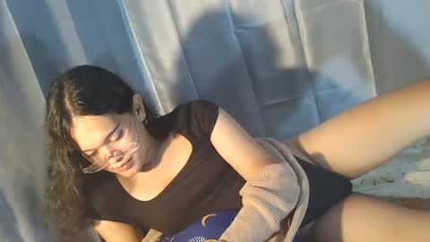 Snapshot of valerie_lure chatting on July 2026 10:40:01 AM addy online show from July 2026 10:40:01 AM