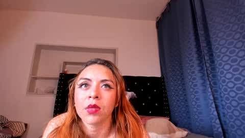 Snapshot of valerie_luxe_ chatting on February 2025 04:32:02 AM valerie luxe online show from February 2025 04:32:02 AM
